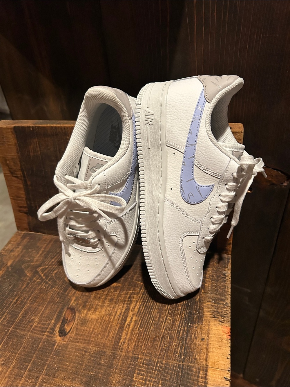 Nike NWOT White Sneakers with Light Purple Swoosh